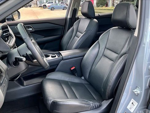 Used 2021 Nissan Rogue SL w/ Premium Package image 7