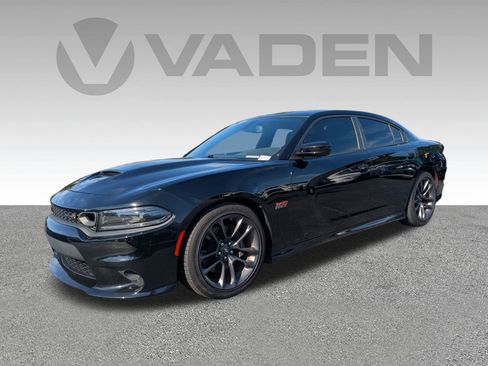 Used 2023 Dodge Charger Scat Pack w/ Harman/Kardon Audio Group image 2