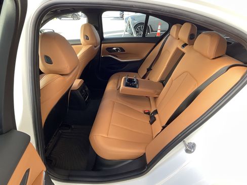 Certified 2024 BMW 330i Sedan w/ Convenience Package image 27