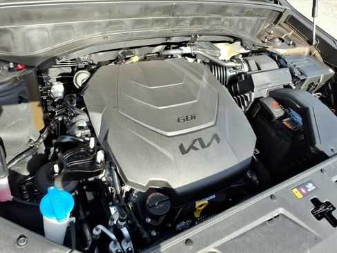 New 2025 Kia Telluride S image 14