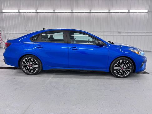 Used 2022 Kia Forte GT w/ GT2 Package FWD image 2
