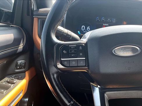 Used 2022 Ford Expedition Max Platinum AWD/4WD image 16