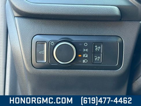 Used 2024 Ford Escape ST-Line image 13