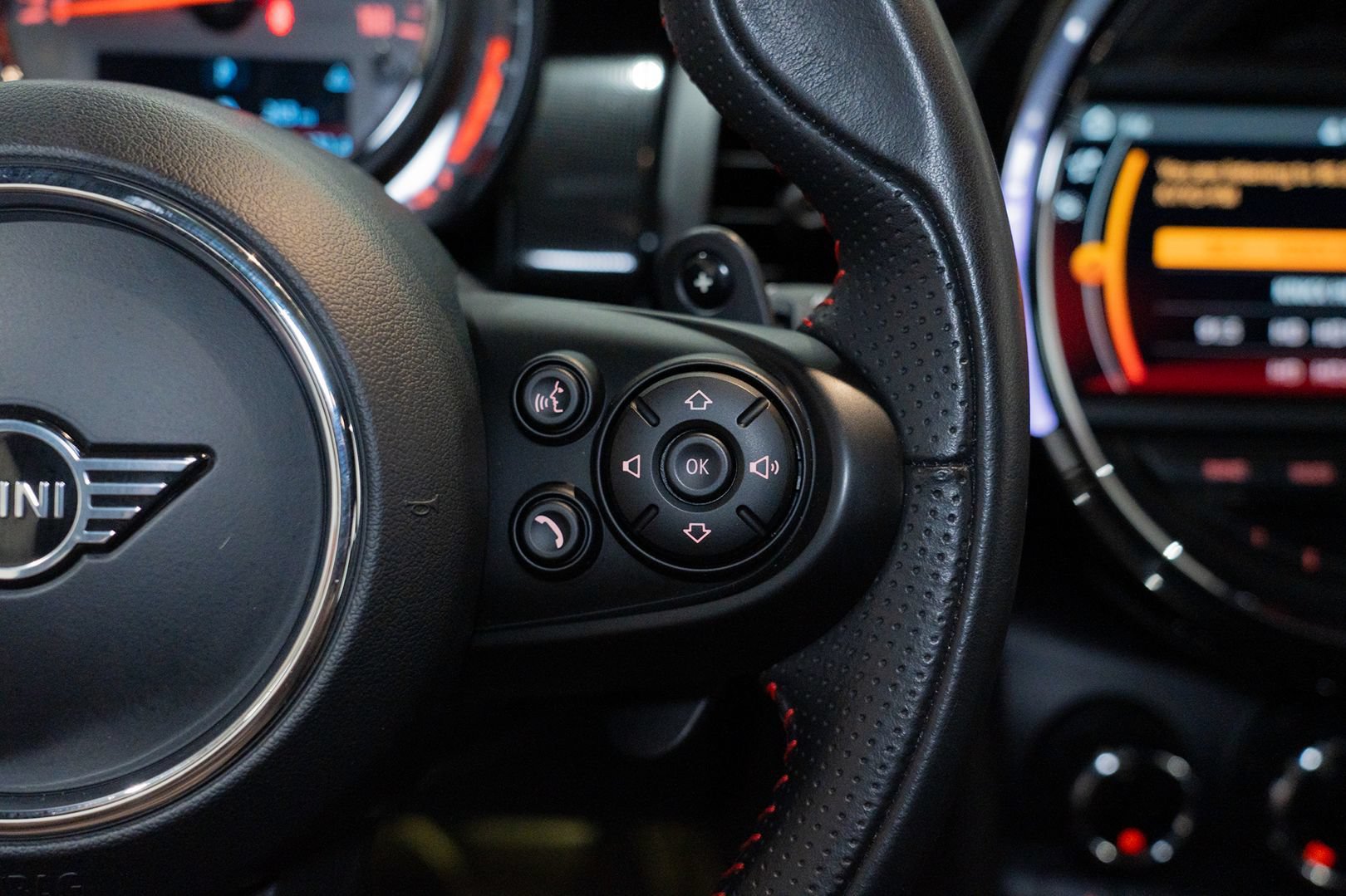 Used 2020 MINI Cooper S w/ Driver Assistance Package FWD image 28