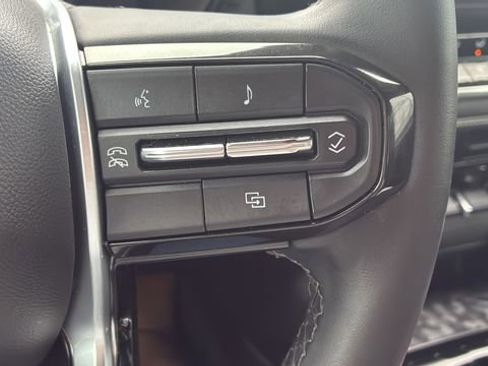 Certified 2024 Chevrolet Colorado LT w/ LT Convenience Package image 24