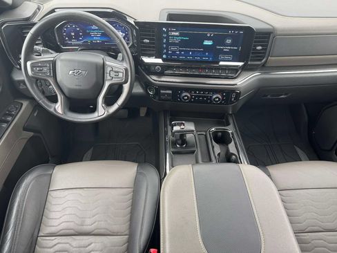 Used 2023 Chevrolet Silverado 1500 ZR2 w/ Technology Package AWD/4WD image 12