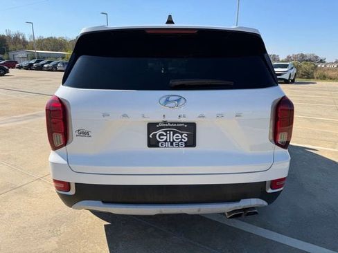 Used 2021 Hyundai Palisade SEL w/ Premium Package image 4