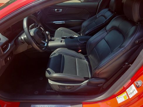 Used 2024 Ford Mustang Premium RWD image 7