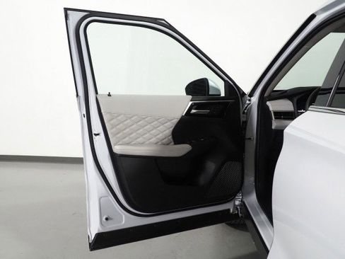 Used 2025 Mitsubishi Outlander SEL image 63