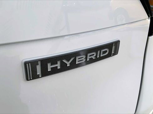 Used 2025 Subaru Forester Premium AWD/4WD image 10