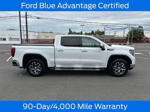Used 2025 GMC Sierra 1500 SLT w/ SLT Premium Plus Package AWD/4WD image 9