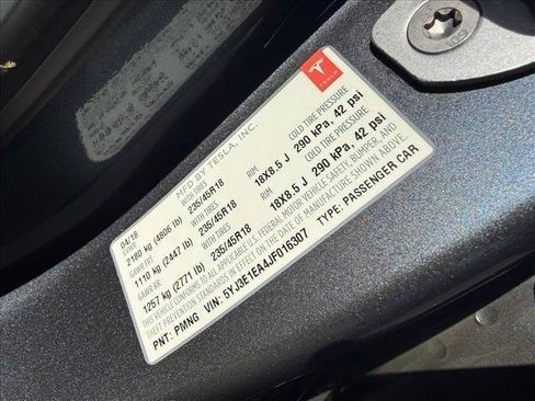Used 2018 Tesla Model 3 Long Range RWD image 21