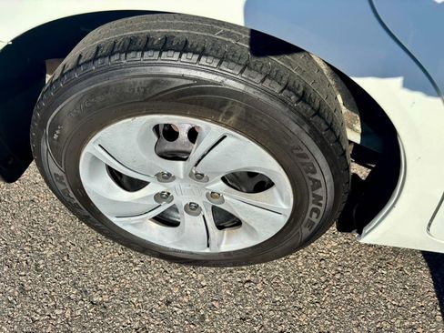 Used 2013 Honda Civic LX image 27