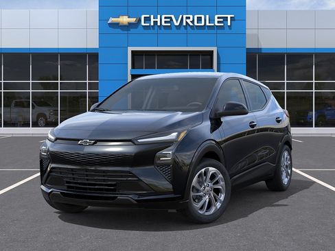 New 2027 Chevrolet Bolt LT w/ Comfort Package FWD image 6