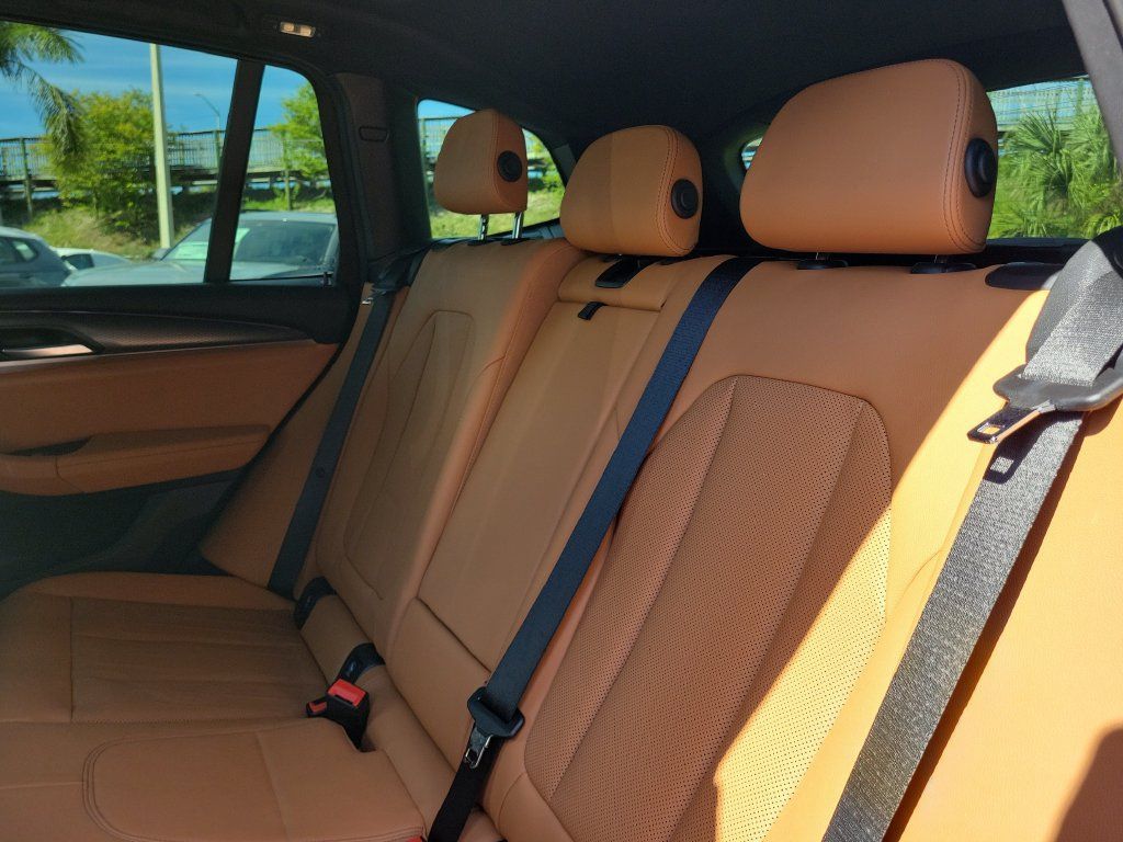 Used 2024 BMW X3 sDrive30i w/ Premium Package w/ZPA RWD image 11