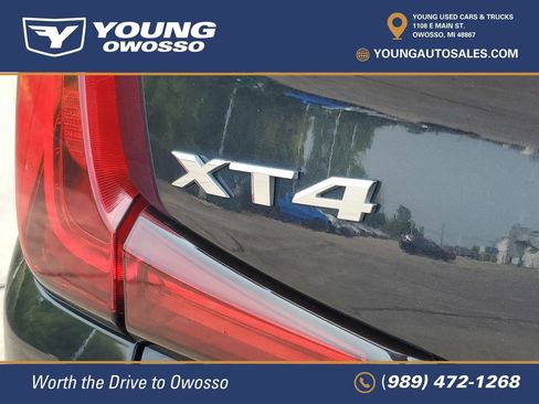 Used 2022 Cadillac XT4 Premium Luxury w/ Cold Weather Package AWD/4WD image 34