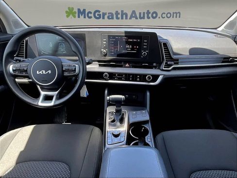 Used 2025 Kia Sportage LX AWD/4WD image 10