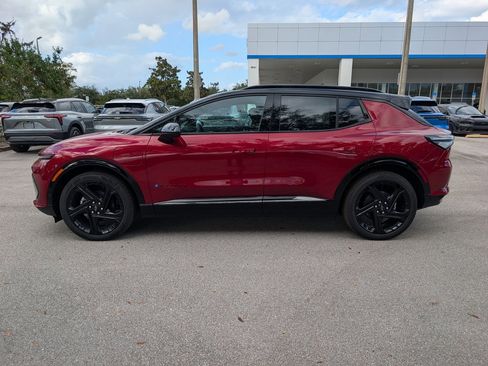 New 2026 Chevrolet Equinox EV RS image 4