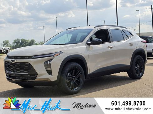 New 2026 Chevrolet Trax ACTIV image 1