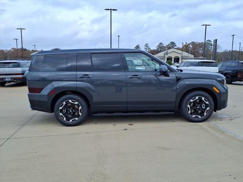 New 2026 Hyundai Santa Fe SE image 2