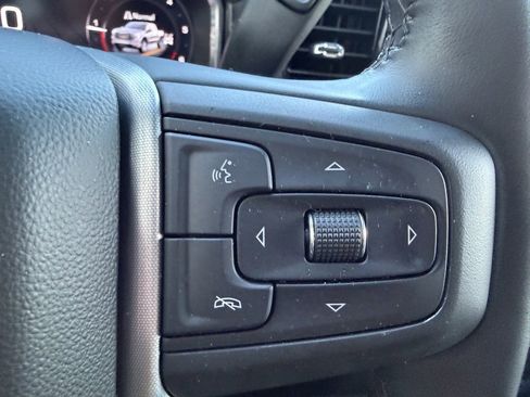Used 2023 GMC Sierra 1500 SLE image 21