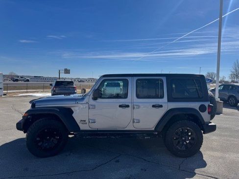 Used 2018 Jeep Wrangler Unlimited Sport S image 6