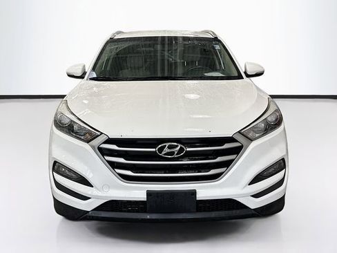 Used 2018 Hyundai Tucson SEL Plus image 4
