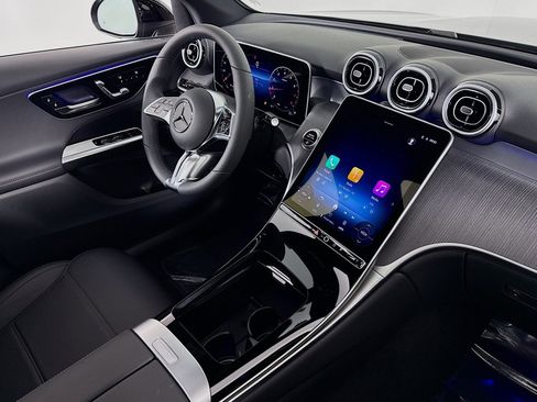 New 2026 Mercedes-Benz GLC 300 image 14
