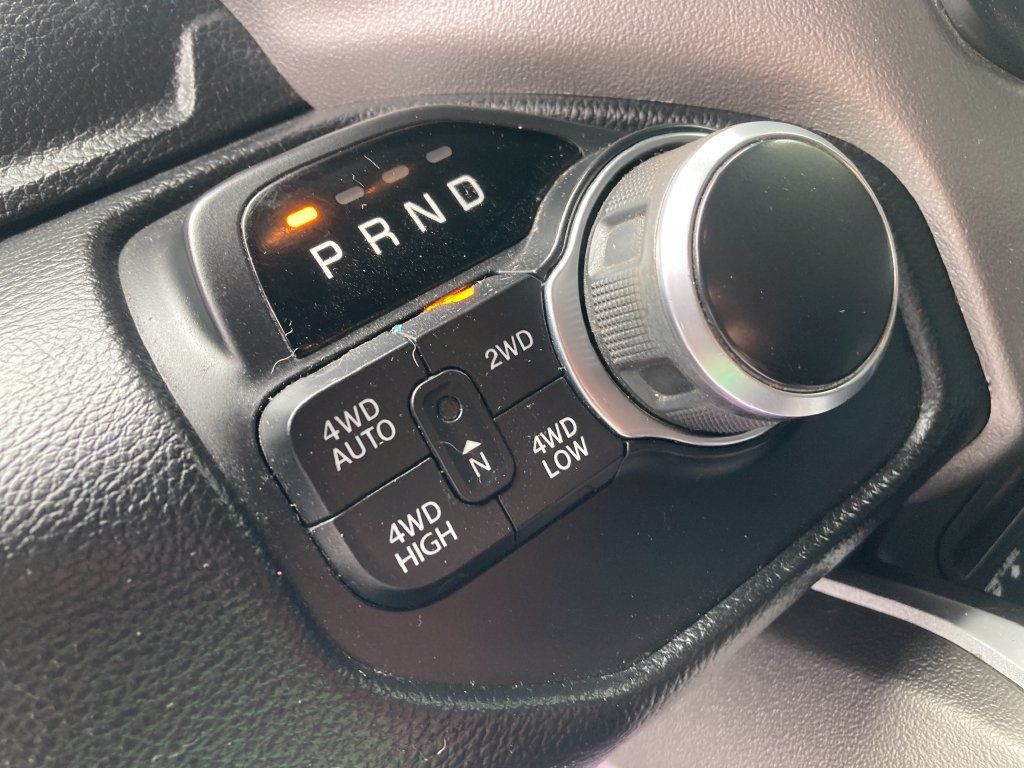 Used 2019 RAM 1500 Big Horn AWD/4WD image 30