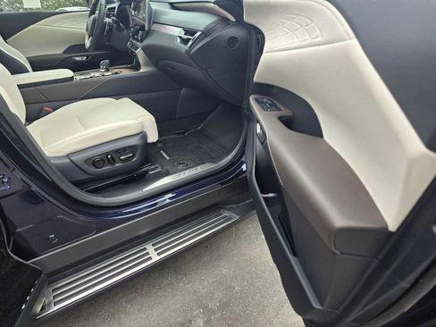 Used 2025 Lexus RX 350 image 10
