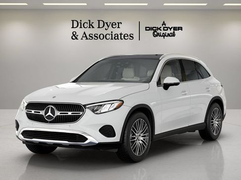 Used 2026 Mercedes-Benz GLC 300 image 30