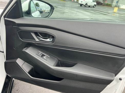 Used 2023 Honda Accord EX-L image 31