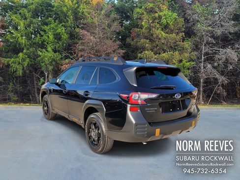 Used 2022 Subaru Outback Wilderness image 21