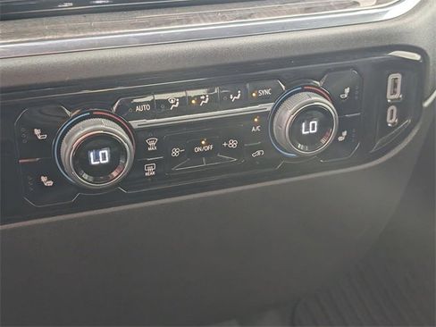 Used 2024 Chevrolet Silverado 2500 LTZ image 22