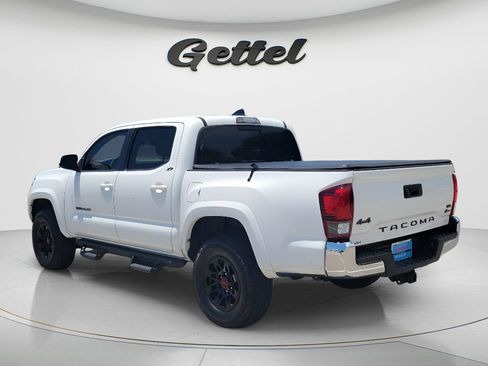Certified 2021 Toyota Tacoma SR5 AWD/4WD image 7