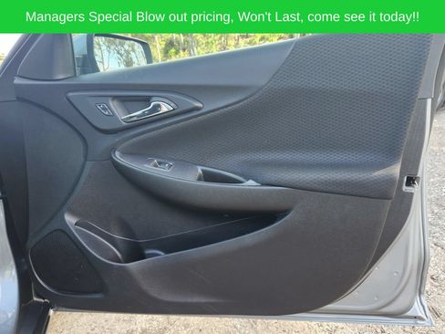 Used 2024 Chevrolet Malibu LT FWD image 22