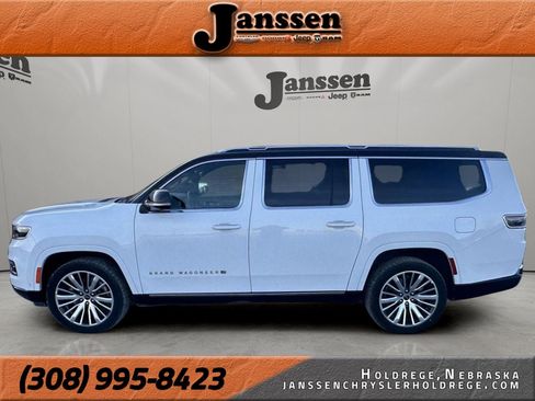 Used 2024 Jeep Grand Wagoneer L Series III AWD/4WD image 1