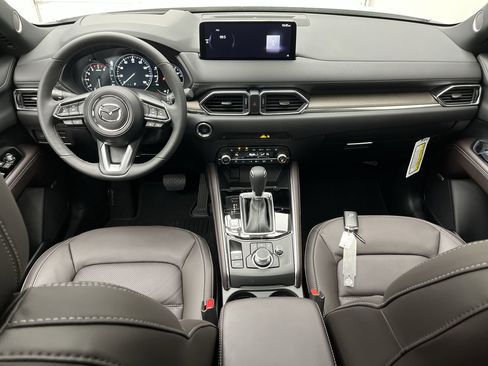 Used 2025 MAZDA CX-5 Signature image 4