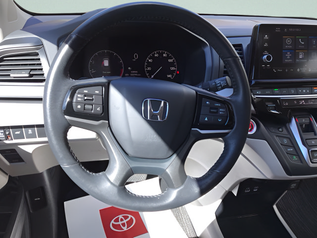 Used 2025 Honda Odyssey EX-L image 14