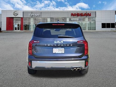 Used 2025 Kia Telluride S FWD image 5