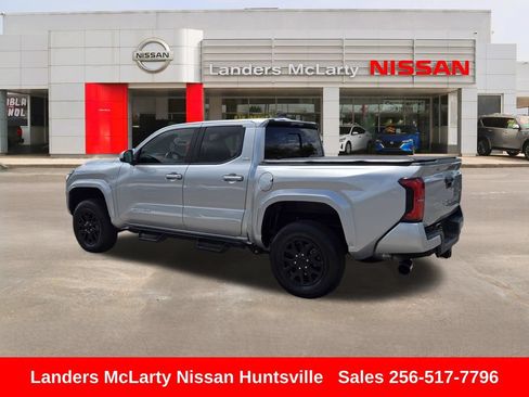 Used 2024 Toyota Tacoma SR5 AWD/4WD image 6