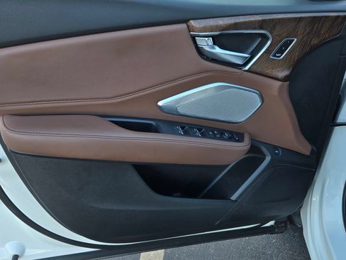 Used 2019 Acura RDX FWD w/ Advance Package image 9