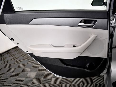 Used 2019 Hyundai Sonata SE image 47