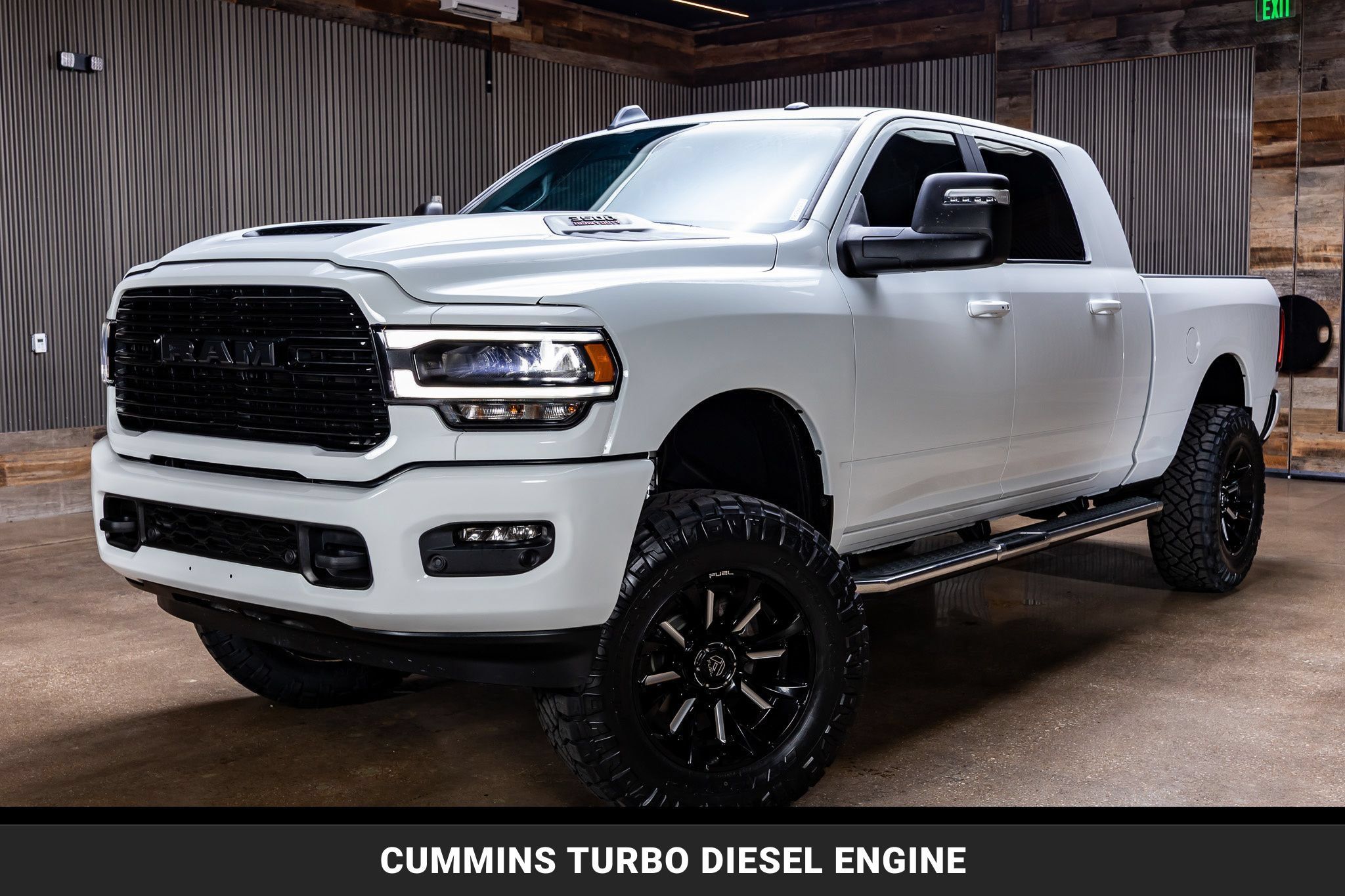 Used 2023 RAM 3500 Laramie AWD/4WD image 5