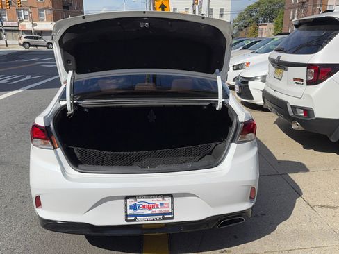 Used 2018 Hyundai Sonata SE image 30