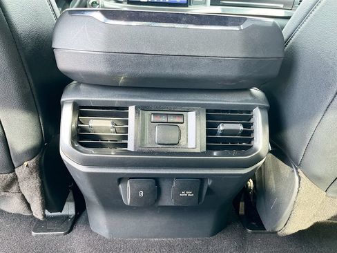 Used 2023 Ford F150 Lariat w/ Equipment Group 502A High AWD/4WD image 26
