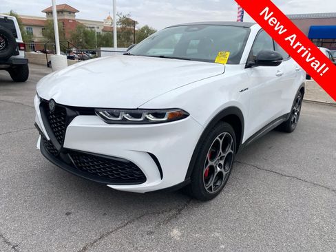 Used 2024 Alfa Romeo Tonale Veloce AWD/4WD image 1