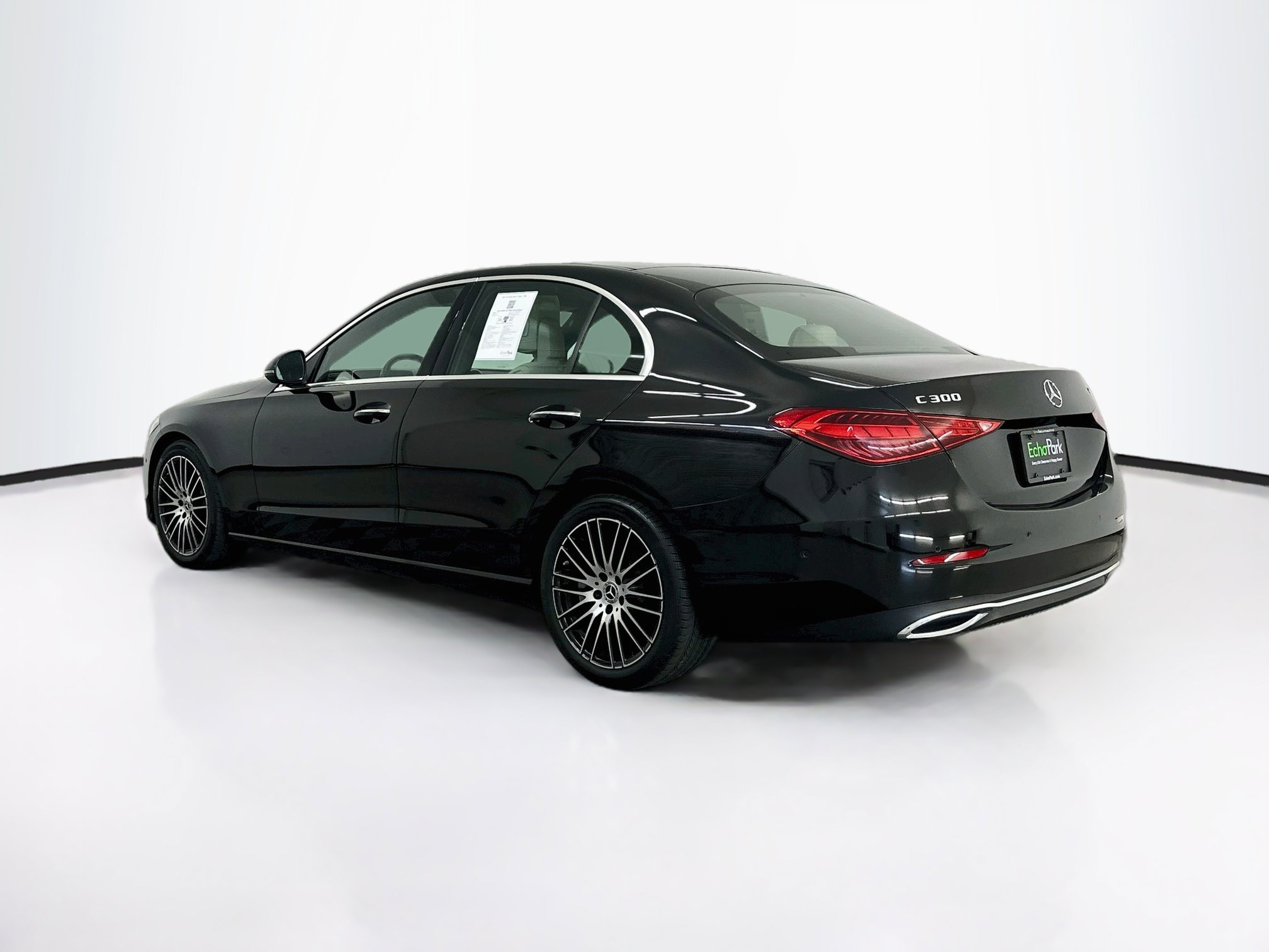 Used 2023 Mercedes-Benz C 300 4MATIC Sedan image 5