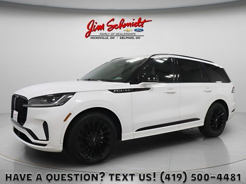 Used 2025 Lincoln Aviator Reserve w/ Equipment Group 201A AWD/4WD image 1