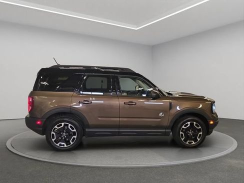 Used 2022 Ford Bronco Sport Outer Banks w/ Tech Package AWD/4WD image 6